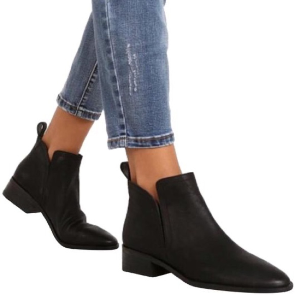 Dolce Vita Tessey Leather Boot